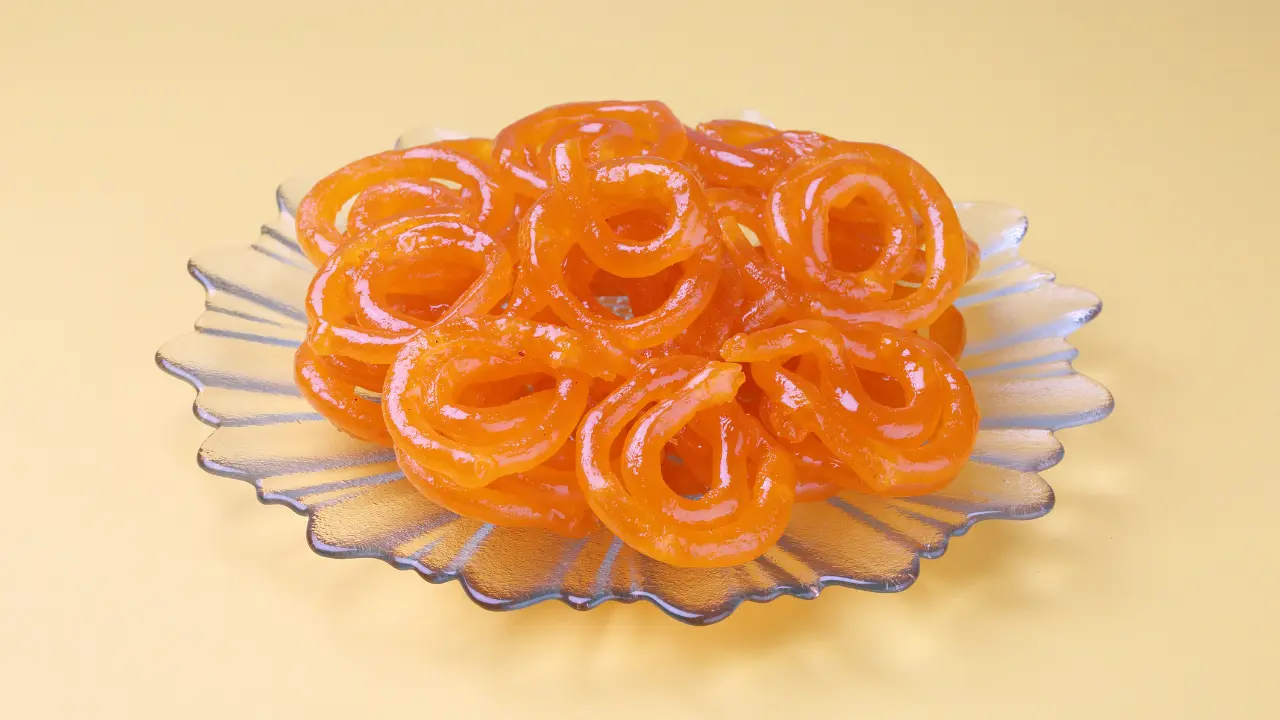 Sapne me jalebi khana